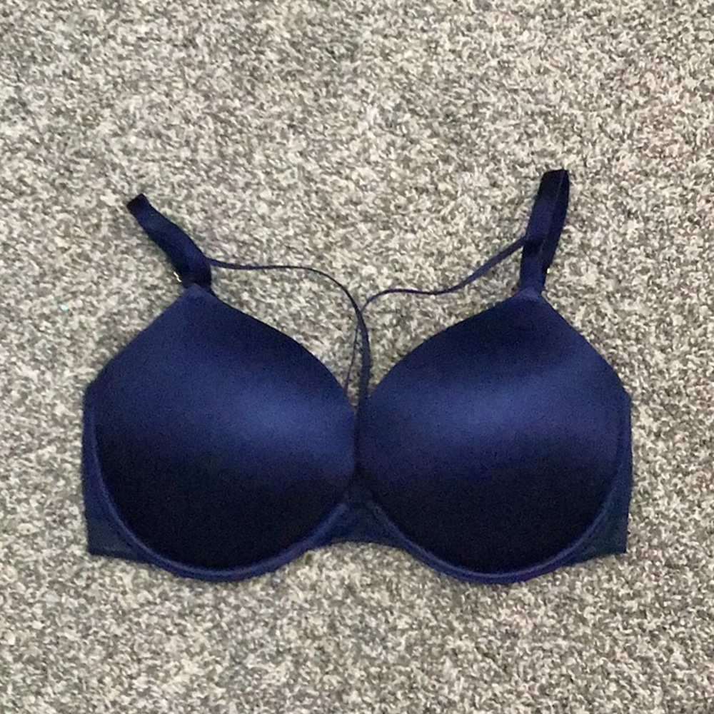 Victoria secret bombshell